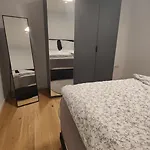 Lägenhet In *